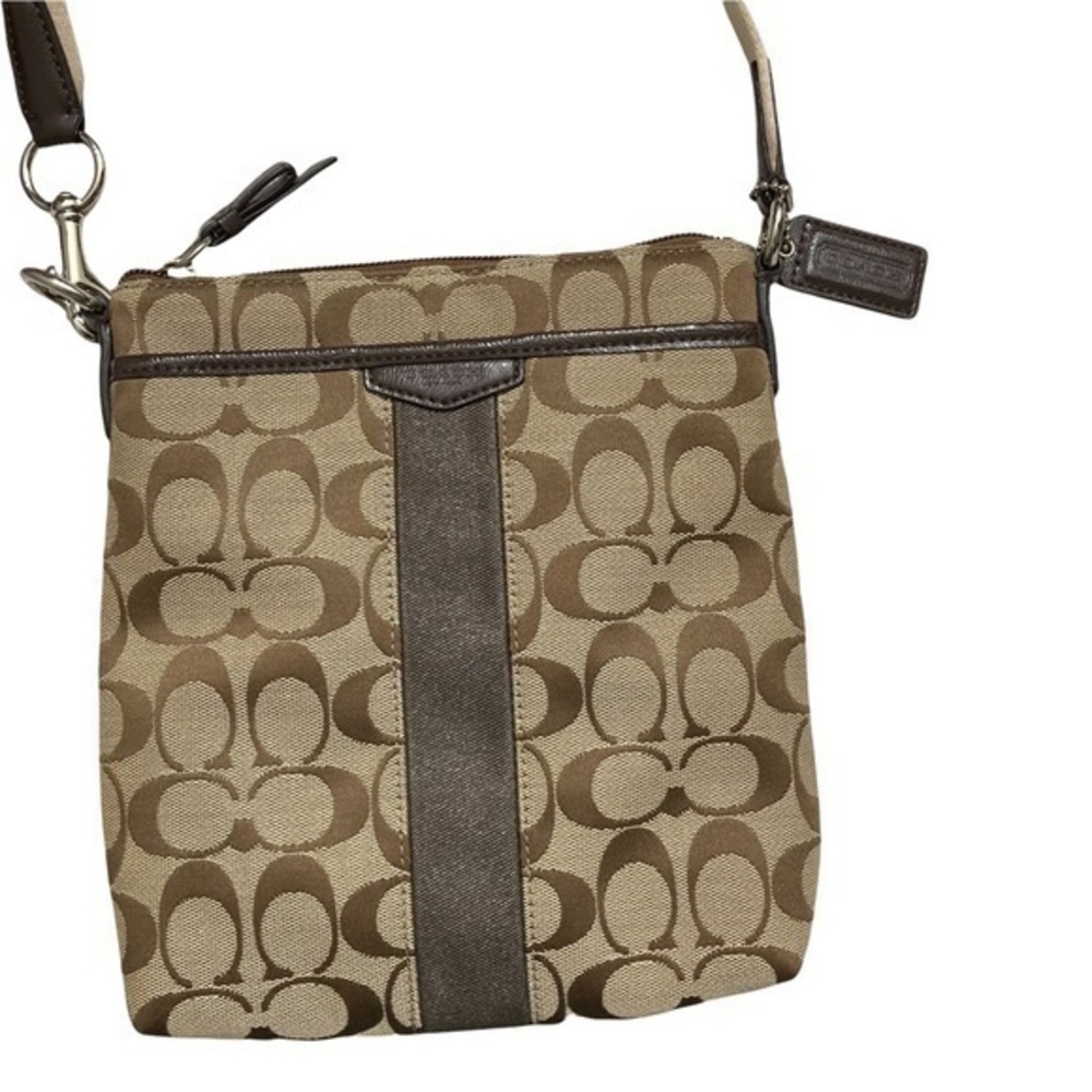 Coach brown khaki signature c crossbody swing pack bag
